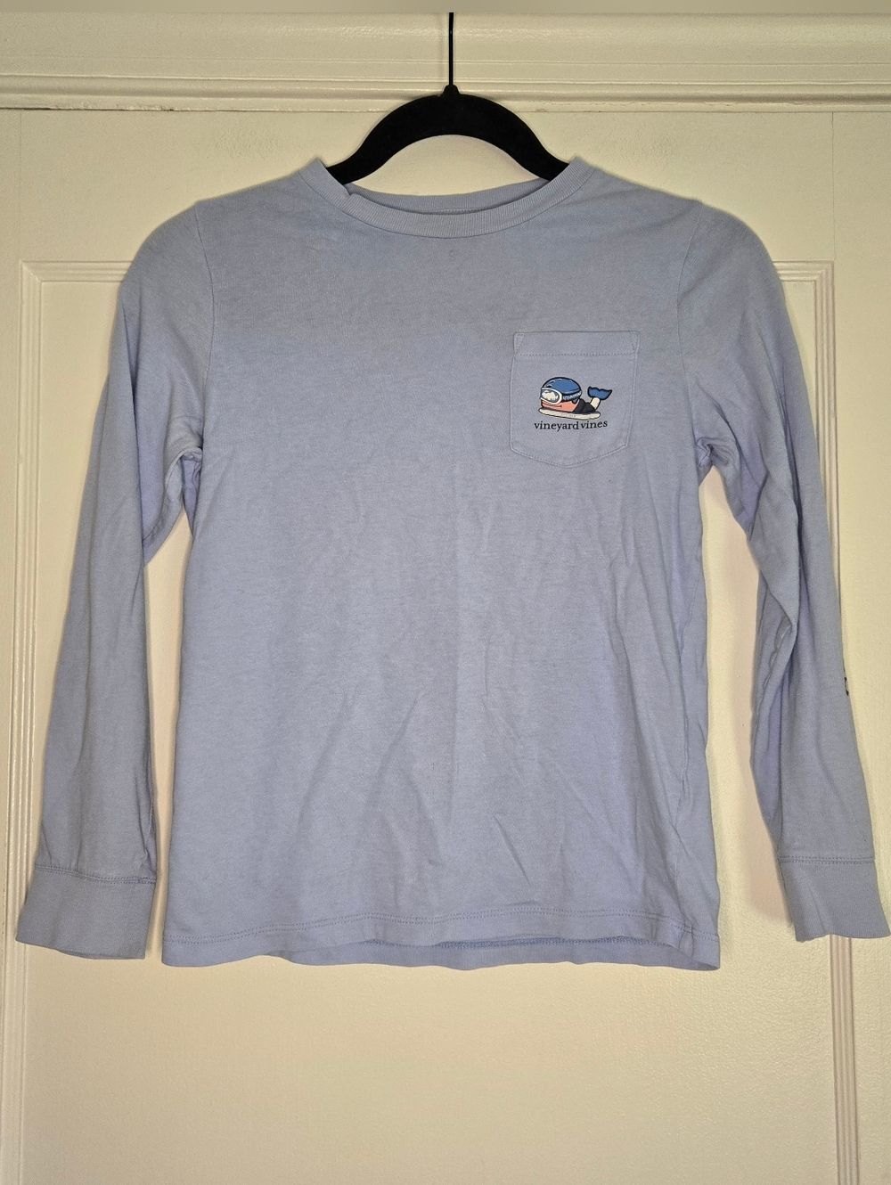 Vineyard Vines Snowboarding Whale Graphic Long Sleeve - Kids Small (8-10) - Blue